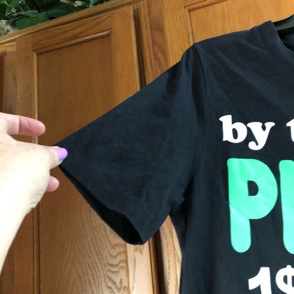 NWT Filles A Papa Pizza Graphic Tee with Satin Sleeve - 0 - Picture 7 of 16